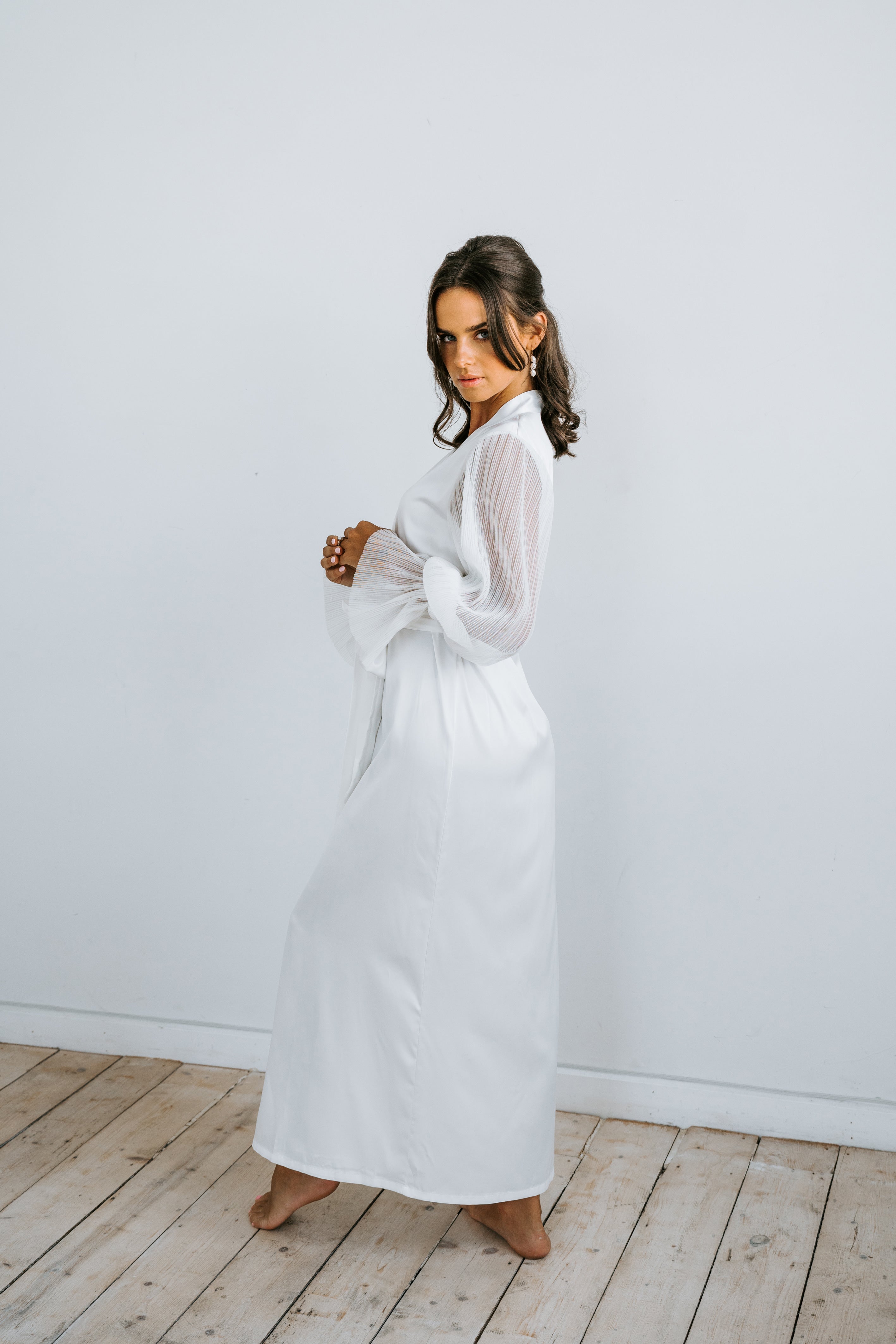 Bridal Robes Australia | White Lace Bridal Robe